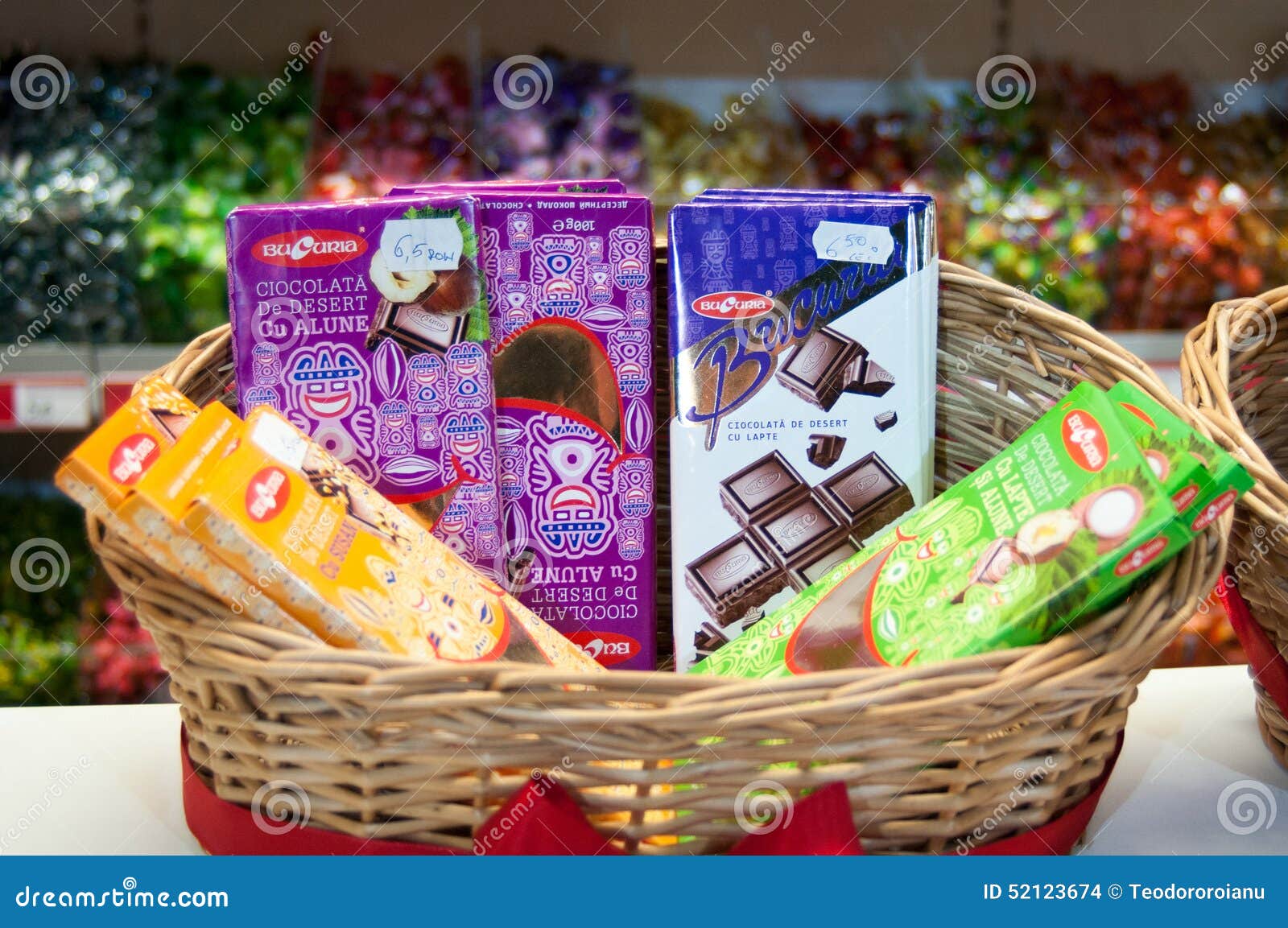 Cesta del chocolate imagen de archivo editorial. Imagen de rico - 52123674, image size:1600x1153