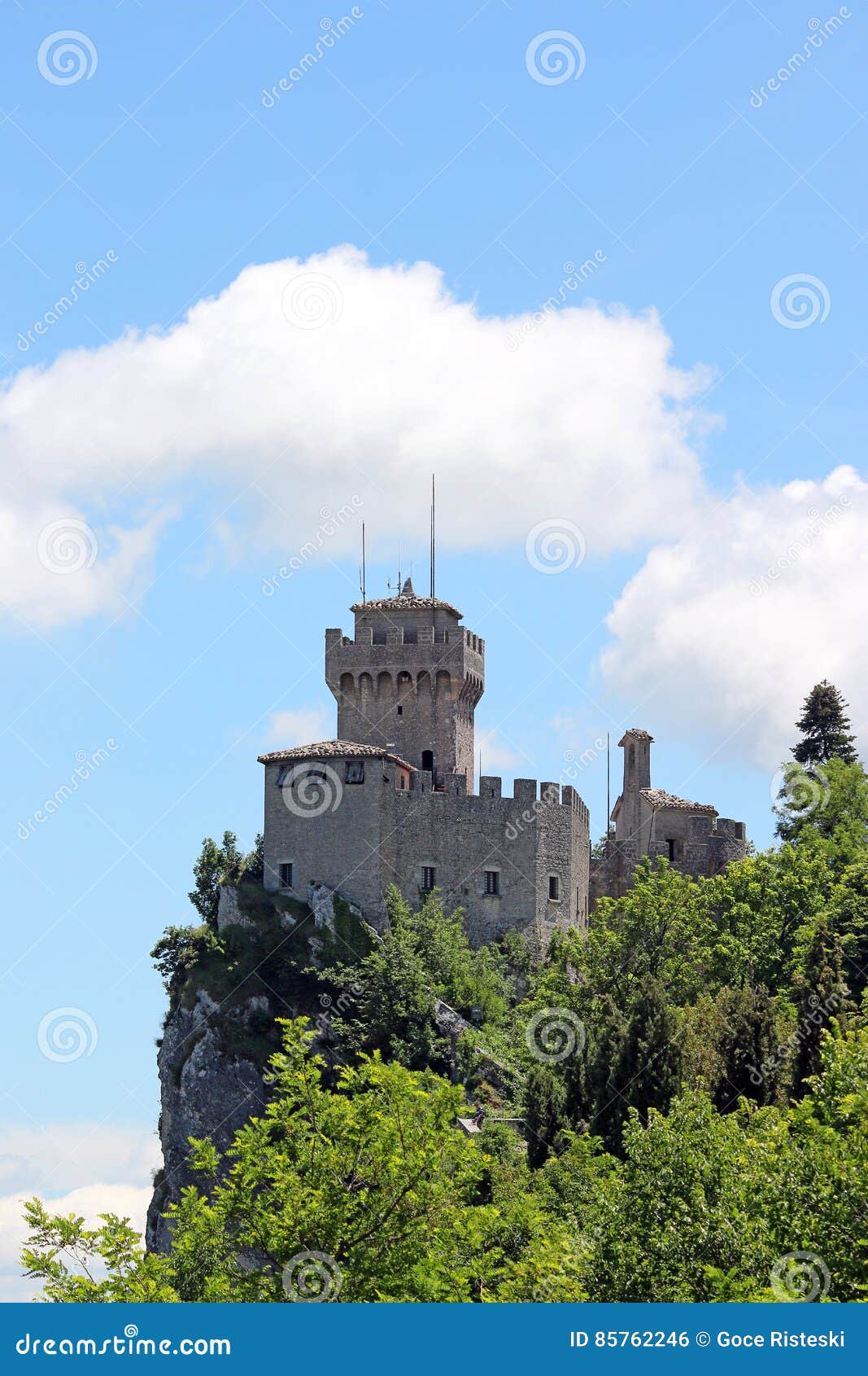 the cesta or fratta second tower san marino