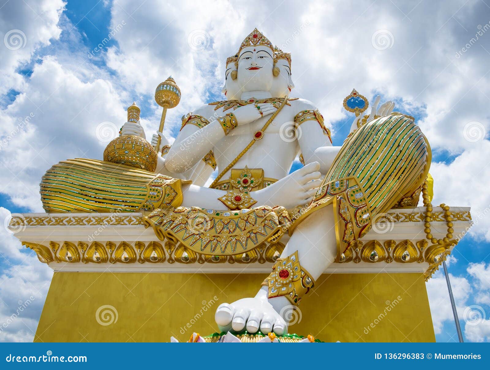 Chachoengsao,Thailand - Aug 24 2015 : God Brahma Large Statue in Front ...