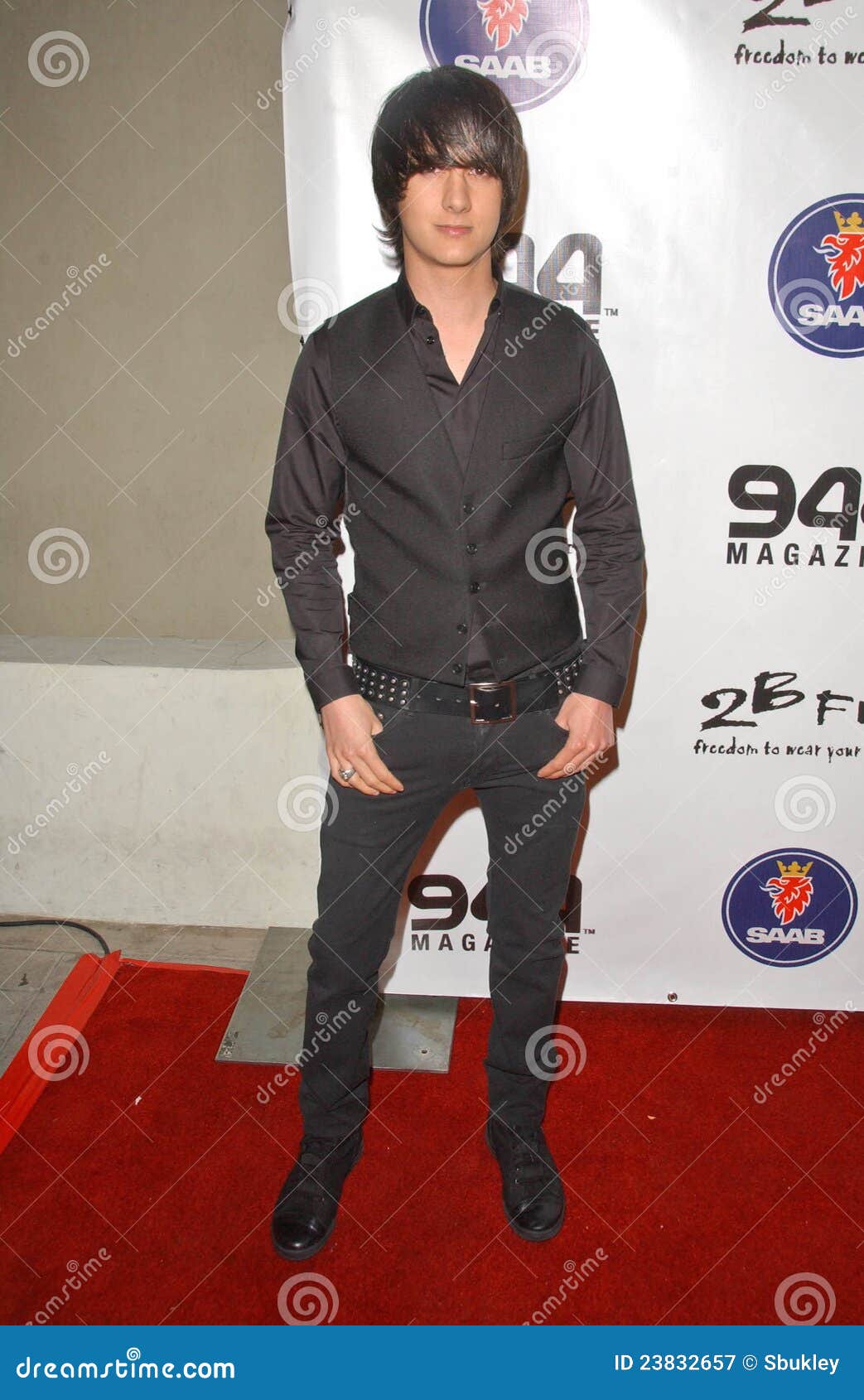 Chad Rogers editorial photography. Image of hollywood - 23832657