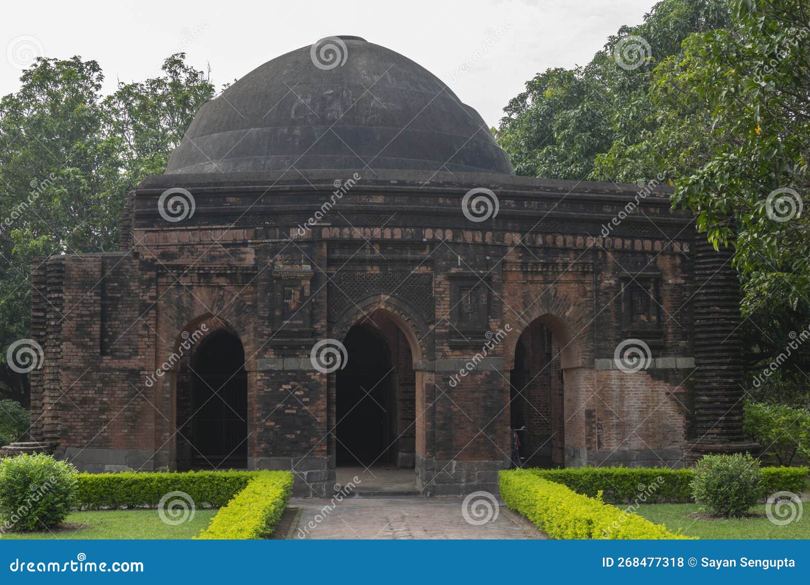 chamkati mosque in gour malda