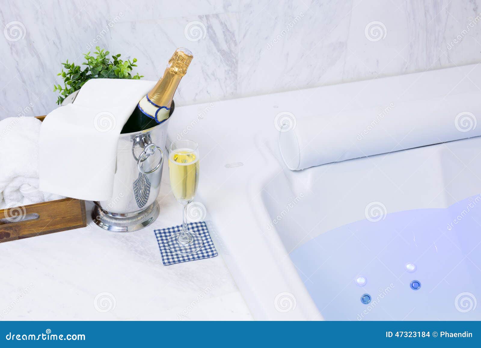 Champagne and Jacuzzi Spa stock photo. Image of romantic 47323184