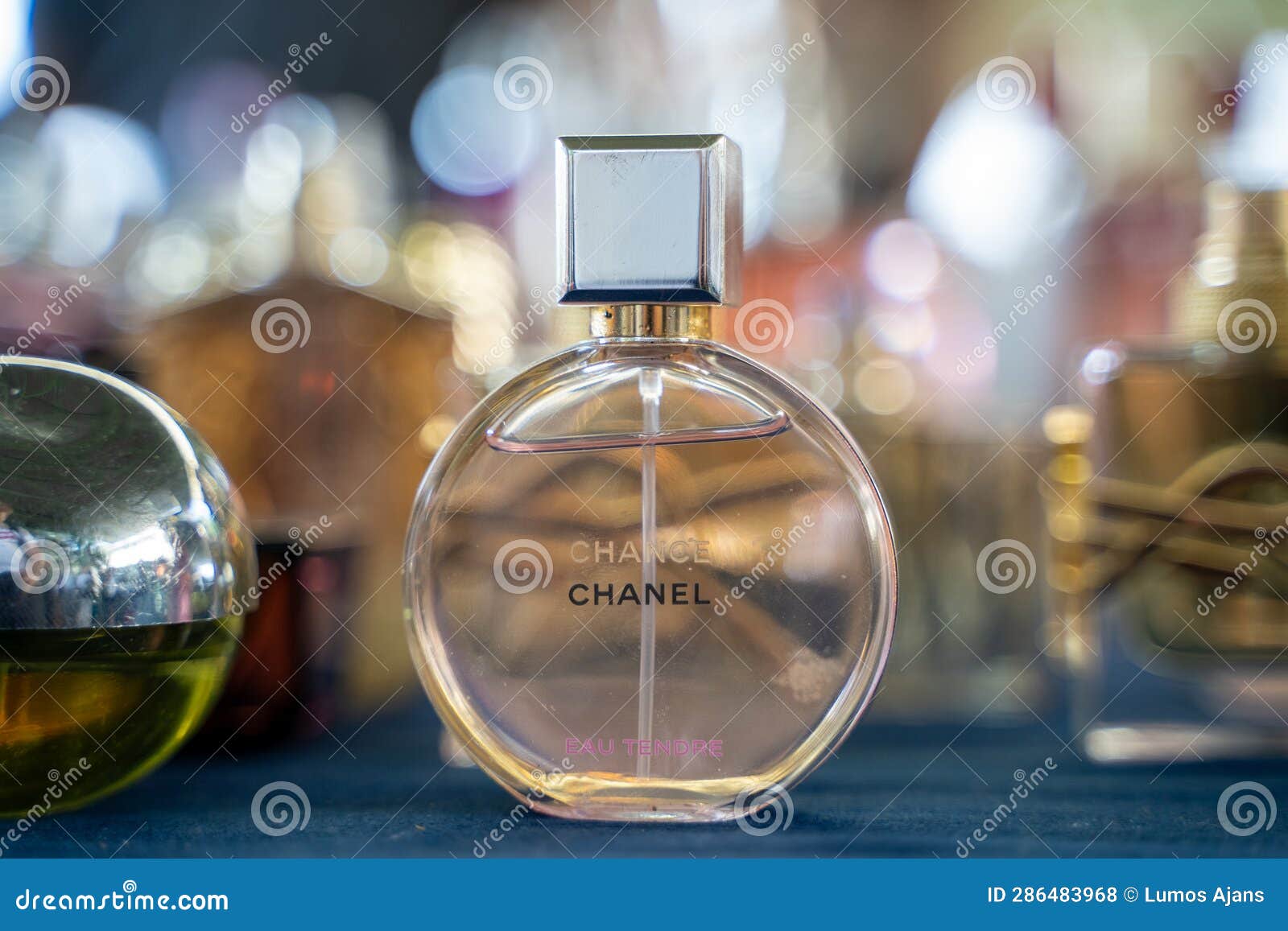 Perfume bottles on hi-res stock photography and images - Alamy