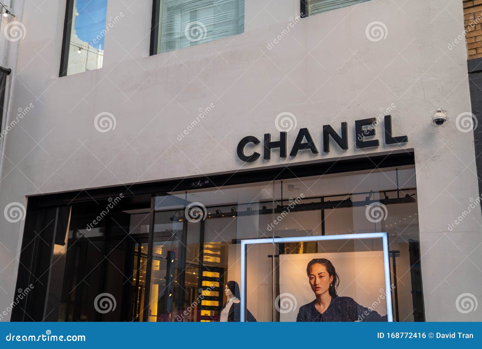 Chanel Designer Clothing and Fashion Store Location in Trendy San Francisco  Neighborhood Editorial Photo - Image of interior, commercial: 168772416