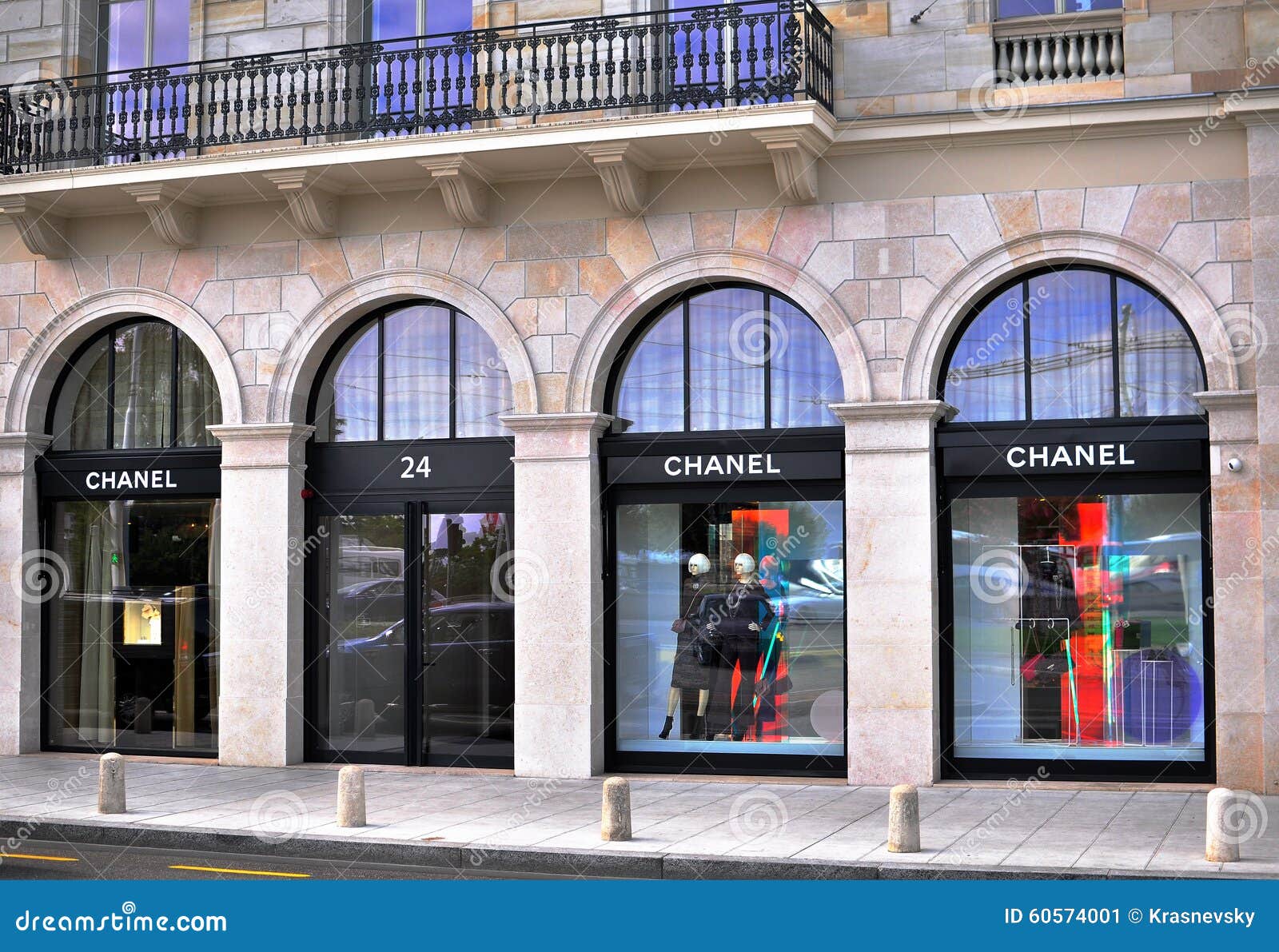 Top 54 về the first chanel store  cdgdbentreeduvn