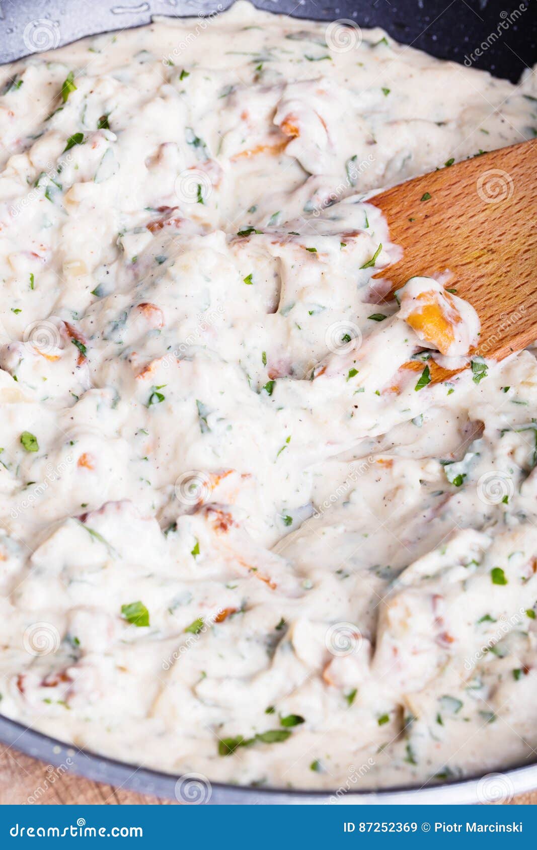 Chanterelle Cream Sauce on the Pan Stock Image Image of fall, gourmet