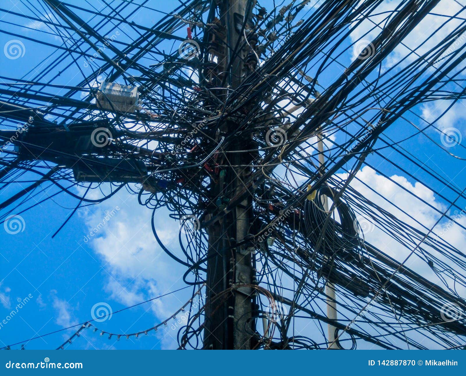 chaos-cables-wires-electric-pole-thailand-wire-cable-clutter-142887870.jpg