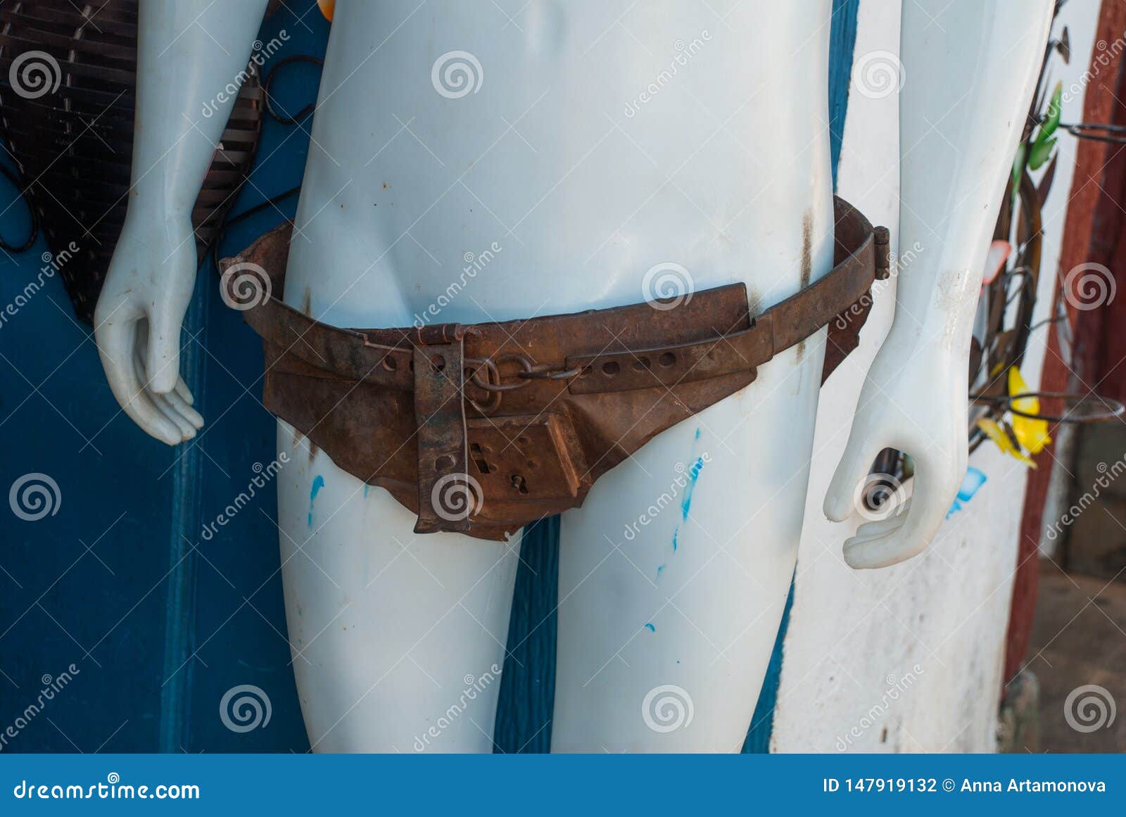 Chastity Belt Medieval Para Mulheres Tiradentes, Brasil Fotografia  Editorial - Imagem de castidade, tecla: 147919132