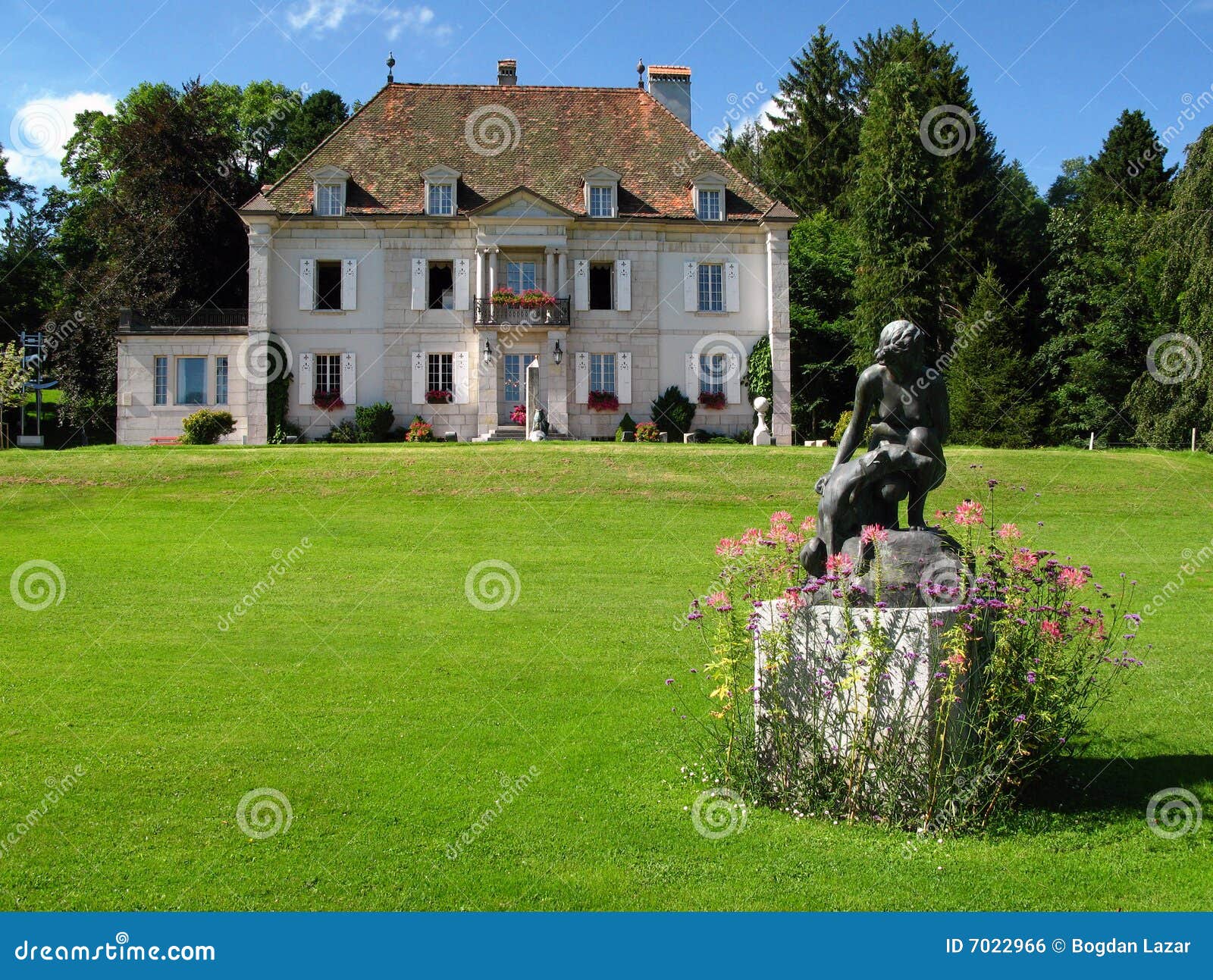 chateau de monts, le locle, switzerland