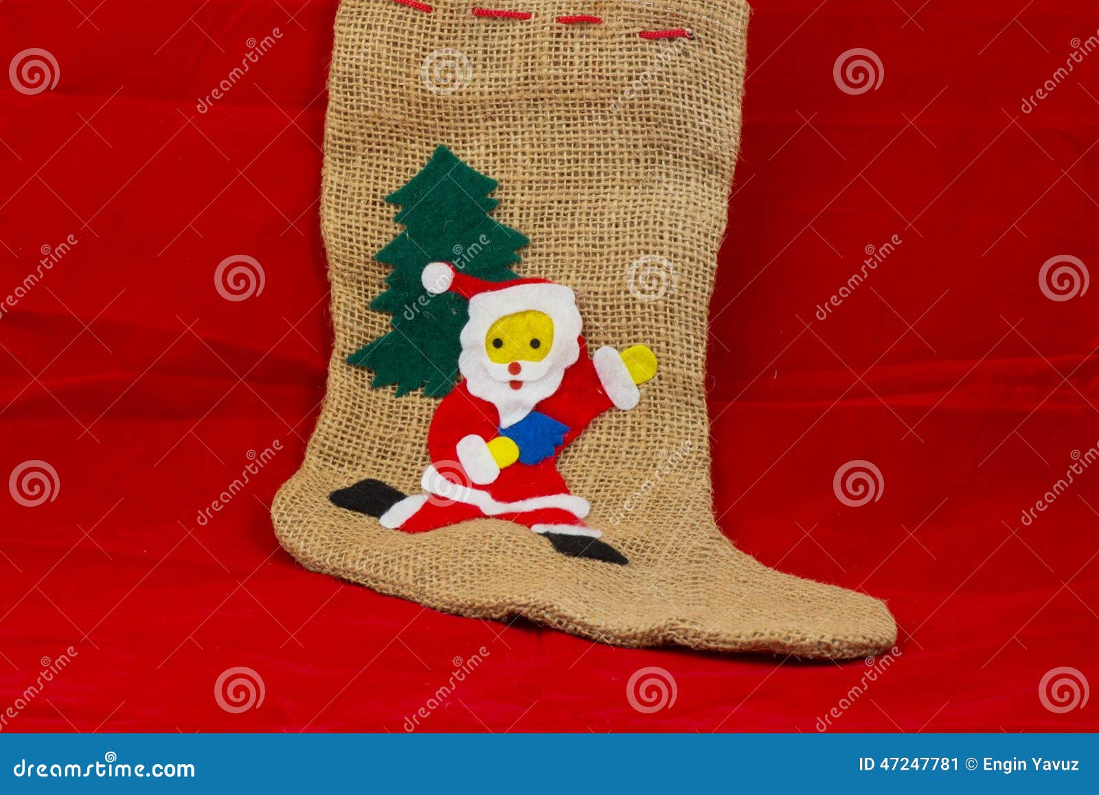 Chaussettes du père noël. Chaussettes de boîte de neige de vacances de thème du père noël