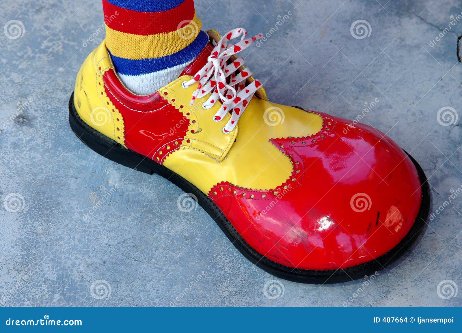 chaussure clown enfant jordan