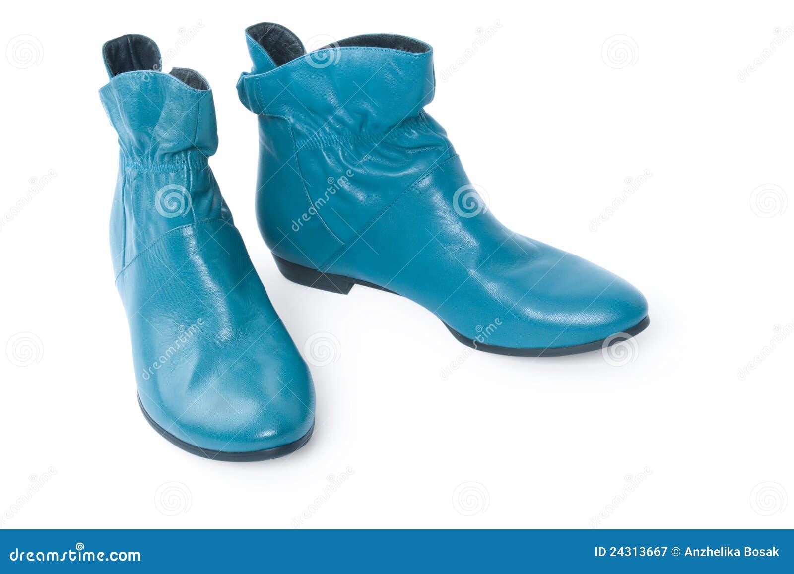 des souliers bleus