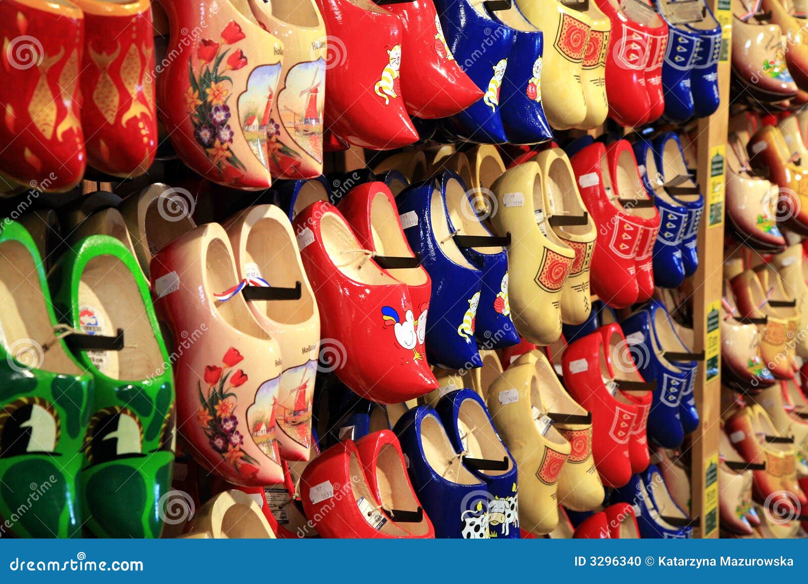 Chaussures Hollandaises Traditionnelles Photo stock Image du coloré