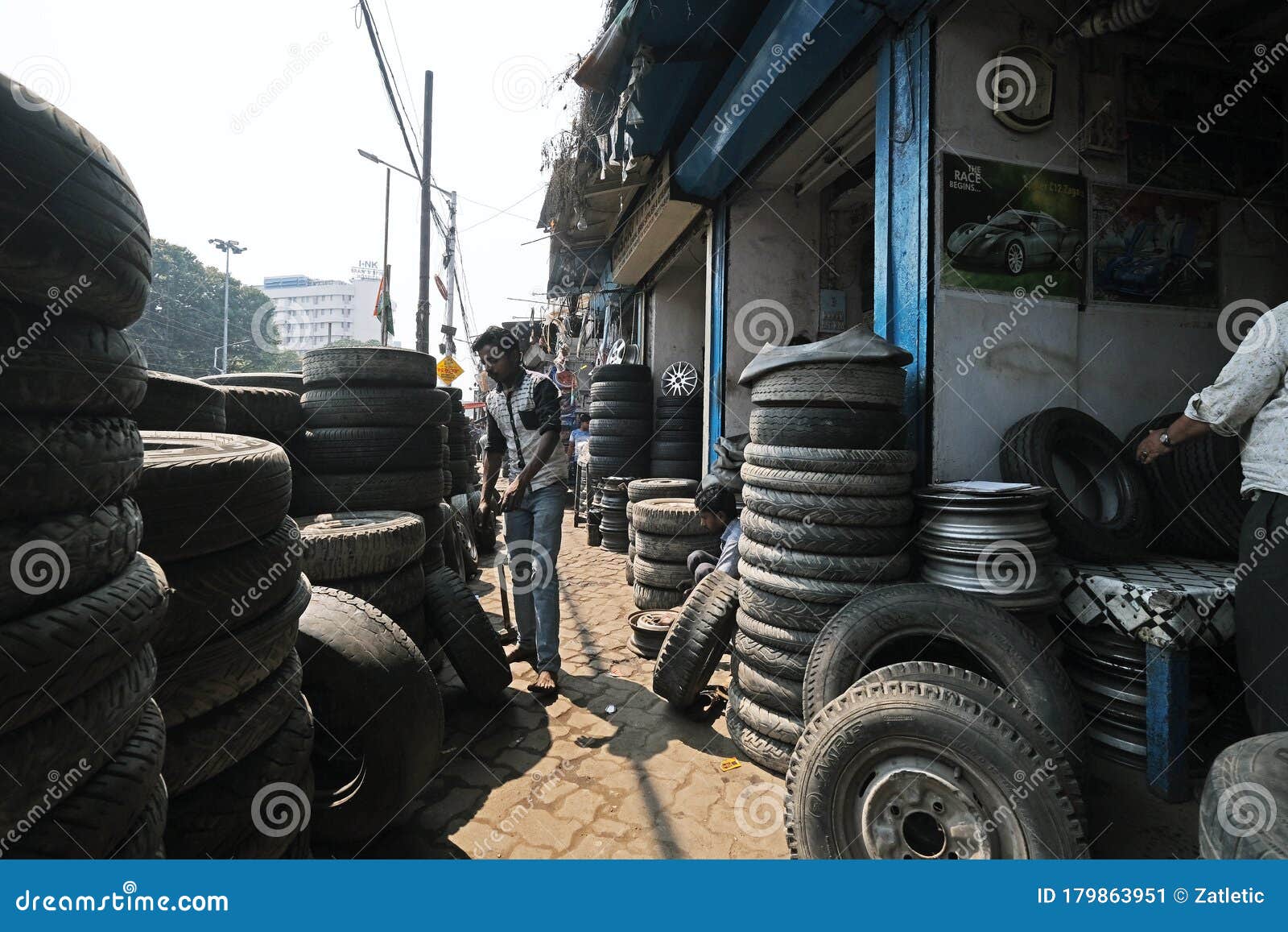 Cheapest Car Parts And Accessories Market, Mallick Bazar In Kolkata Editorial Photo - Image of ...