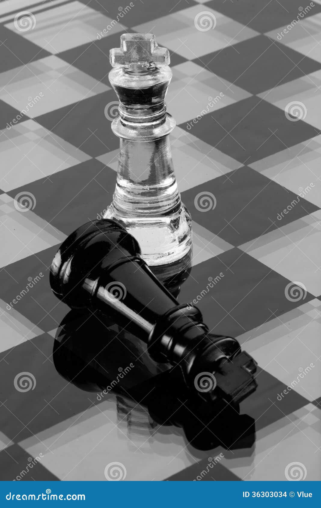 Checkmate na xadrez foto de stock. Imagem de concorrente - 13992718