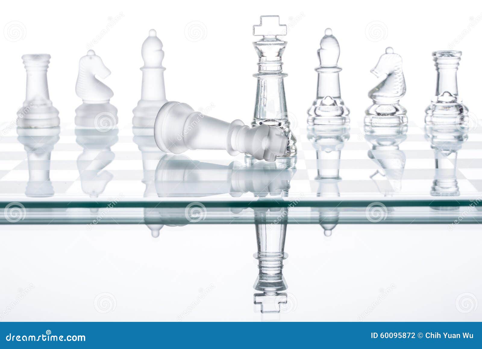 Foto de Checkmate Mão Faz Final Ganhando Movimento No Jogo De