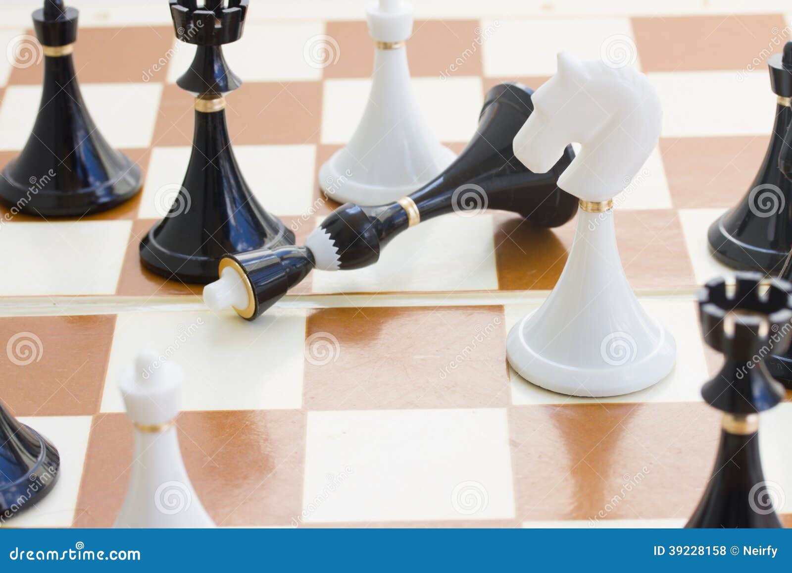 File:Checkmate of black king after anticipation of white queen