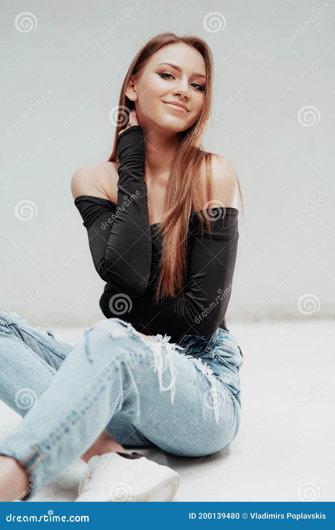Girl in Fashion Stylish Jeans Stock Image - Image of asian, indian: 30049777