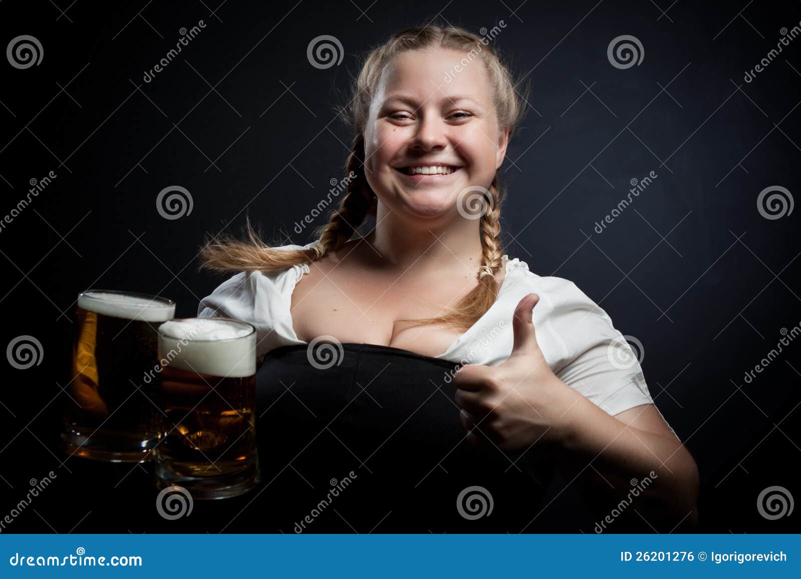 Cheerful Irish Fiddler With Instrument Stock Photography