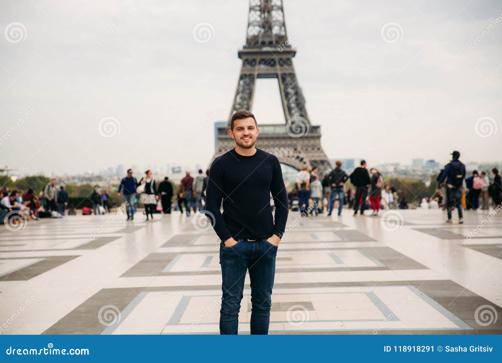 Featured image of post Foto Na Torre Eiffel : Esta foto tem 5788 px por 3863 px.