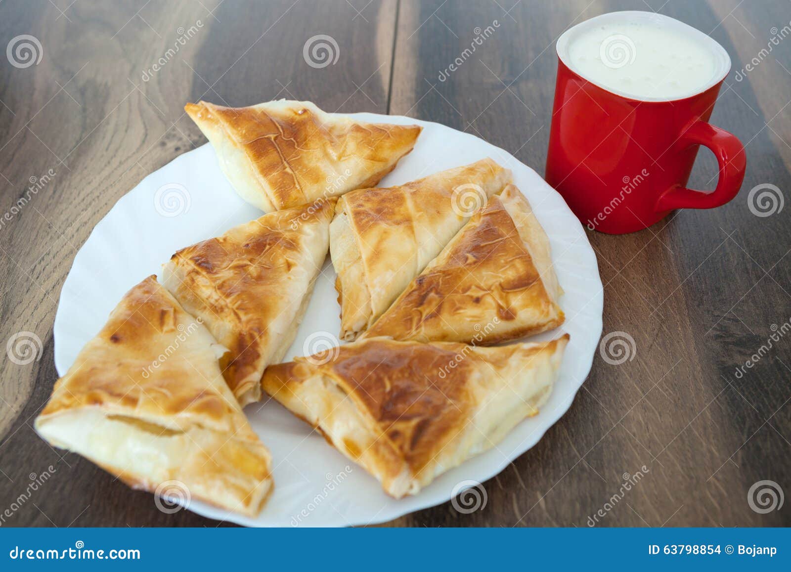 cheese pie with yoghourt