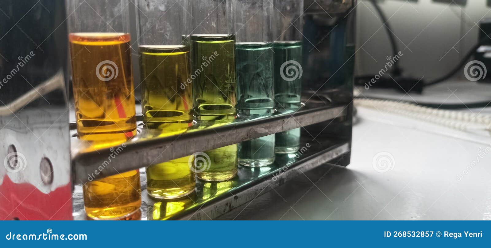 chemical liquid in a test tube container& x29;