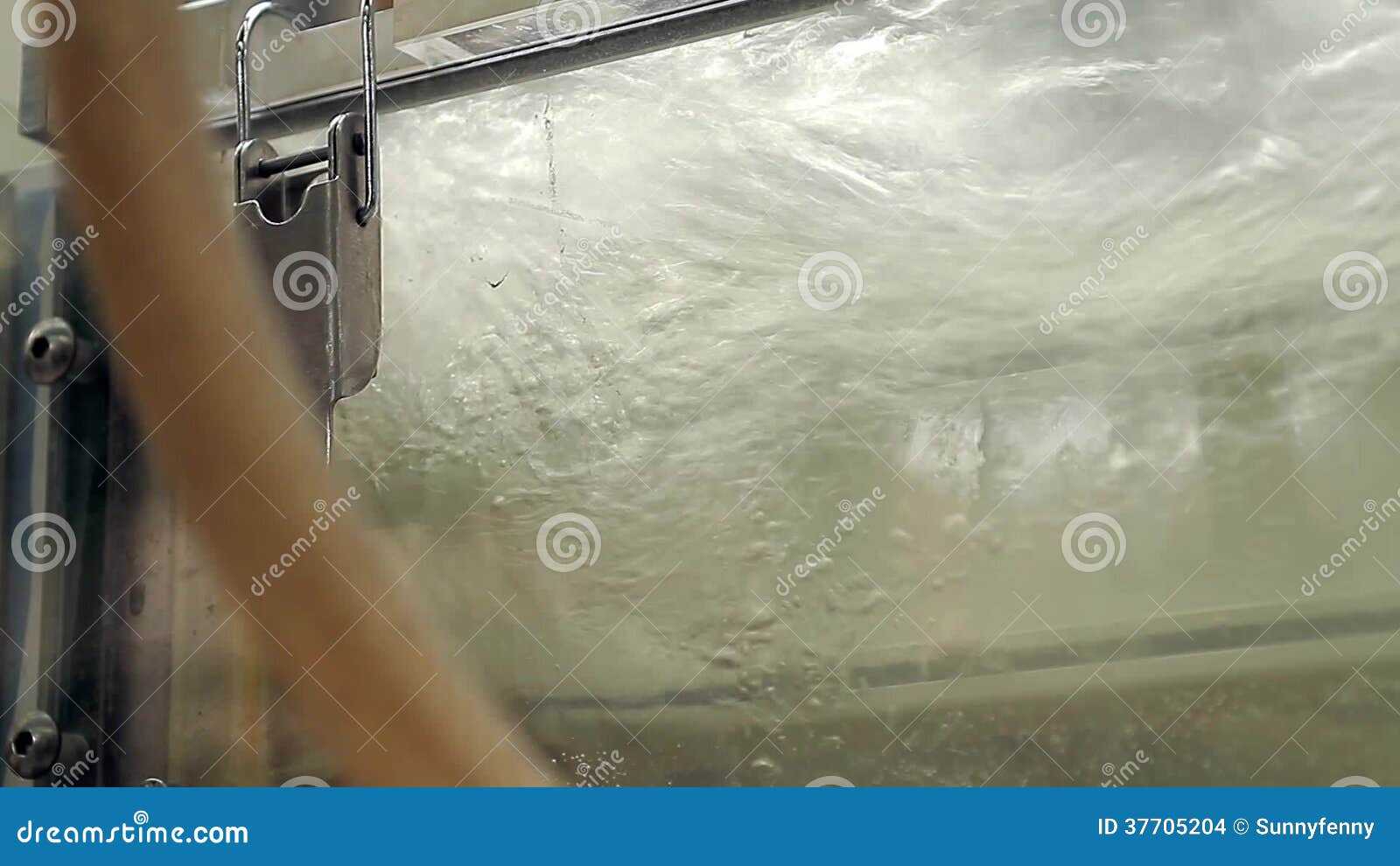 Chemical Water Quench, Water Bath Stock Video Video of bottling