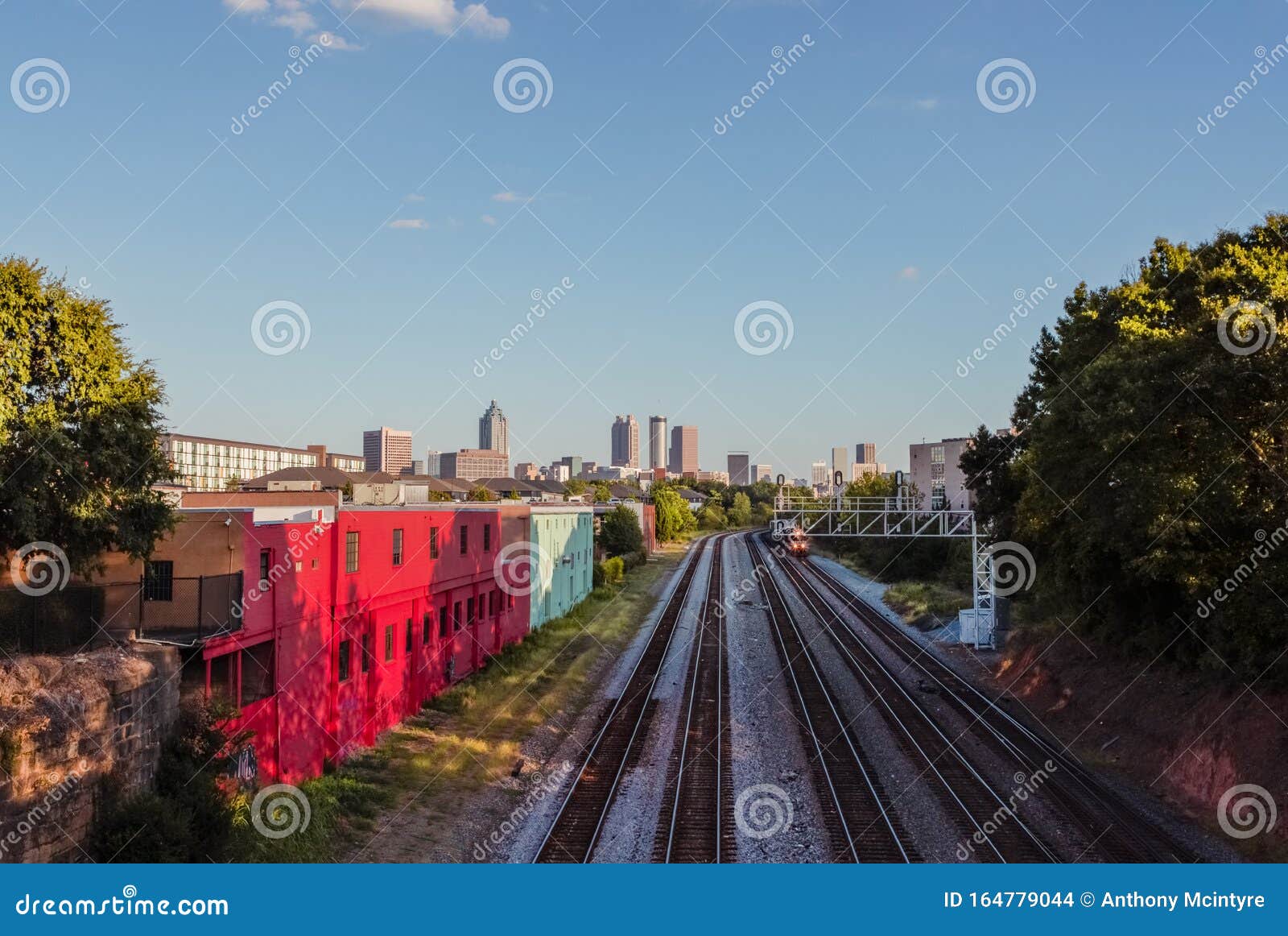 Chemin De Fer Chemin De Fer Atlanta Skyline Cityscape Photo stock - Image  du ingénierie, railway: 164779044