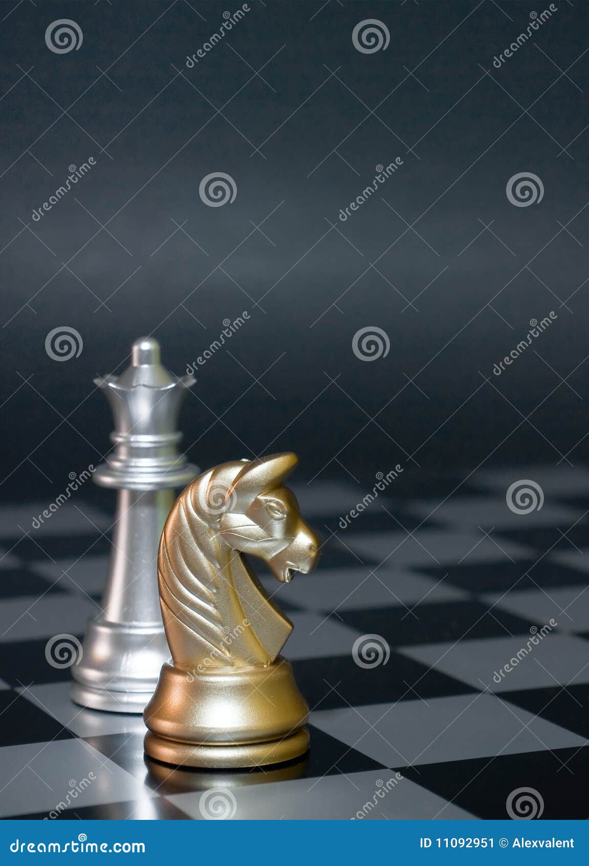 110+ Equality Chess Chess Pawn Fighting Stock Photos, Pictures &  Royalty-Free Images - iStock