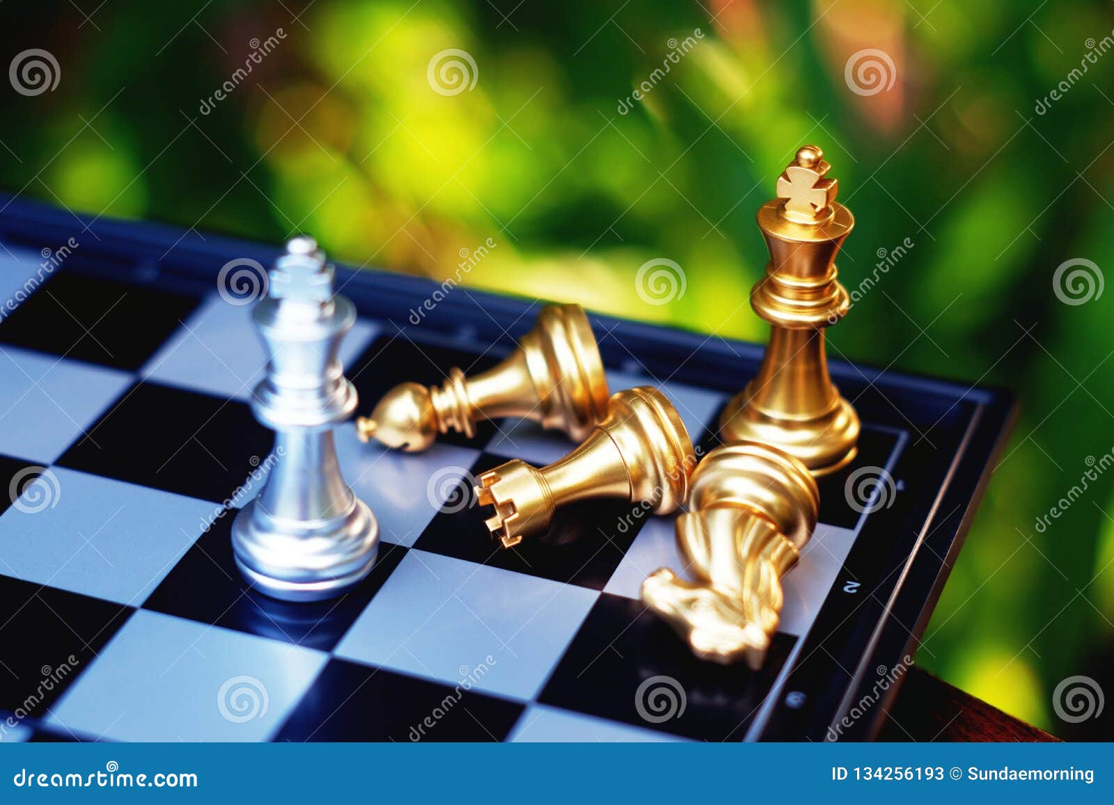 chess board game, encounter serious situation, business competitive concept