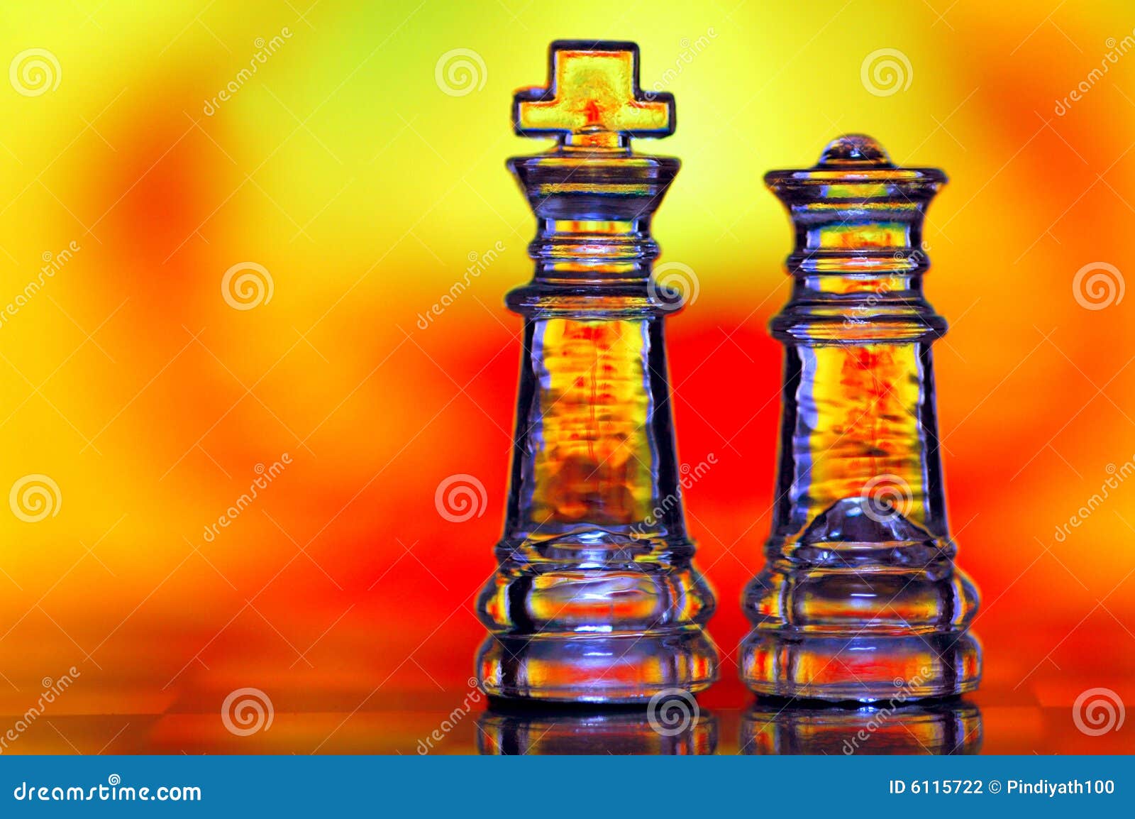 32,900+ Chess King And Queen Stock Photos, Pictures & Royalty-Free Images -  iStock