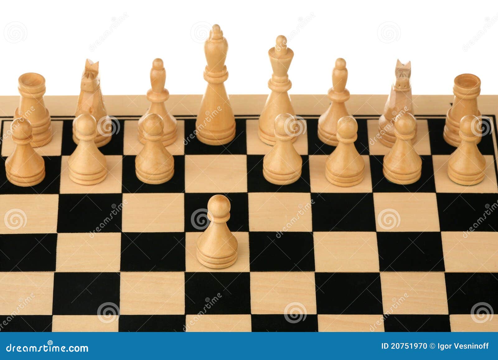 Chess opening hi-res stock photography and images - Alamy