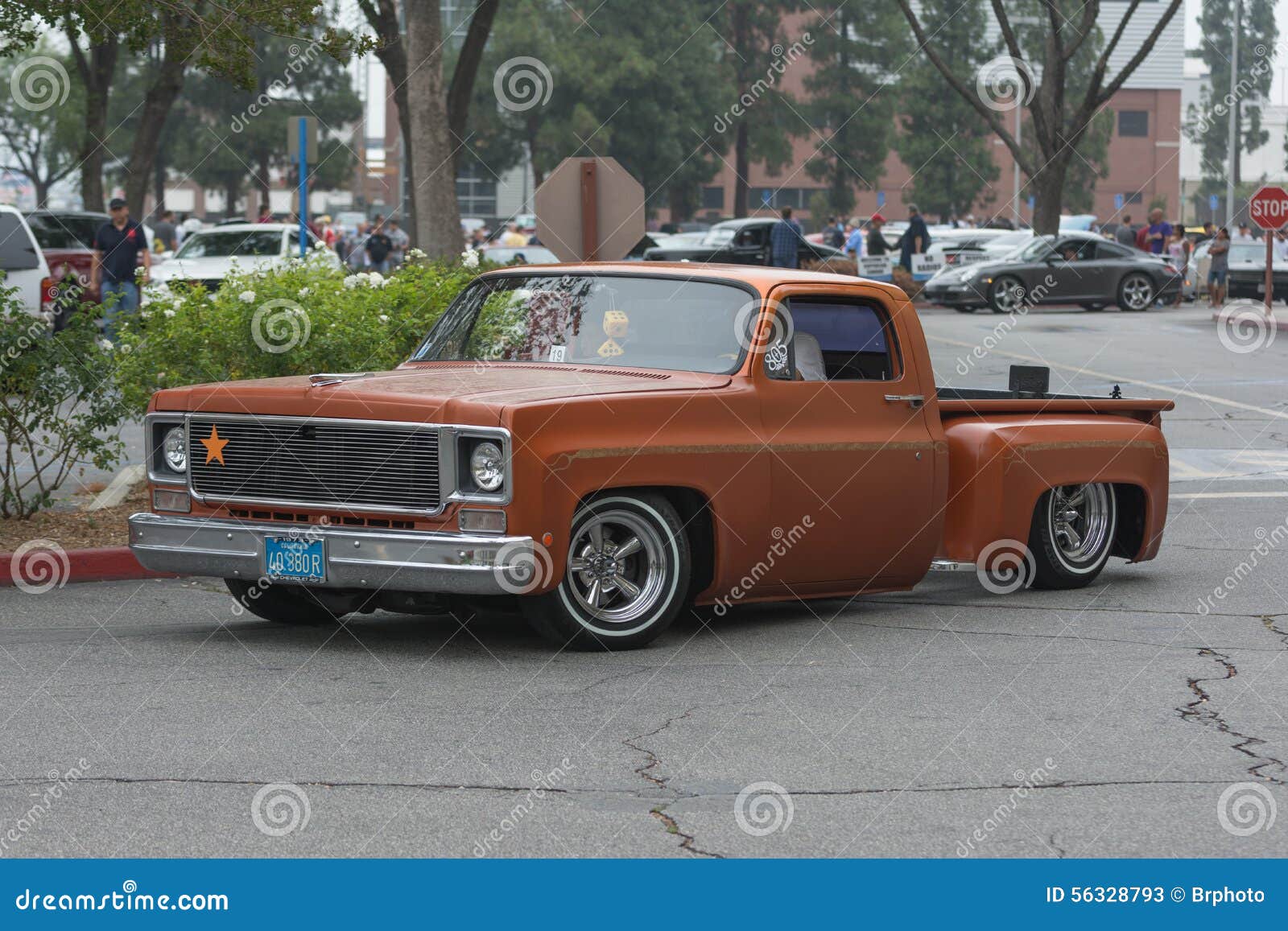 Chevrolet C10 Stepside Pickup Pa Skarm Redaktionell Arkivfoto Bild Av Klassiskt Autonom Chevrolet C10 Stepside Pickup Pa Skarm Redaktionell Arkivfoto Bild Av Klassiskt Autonom