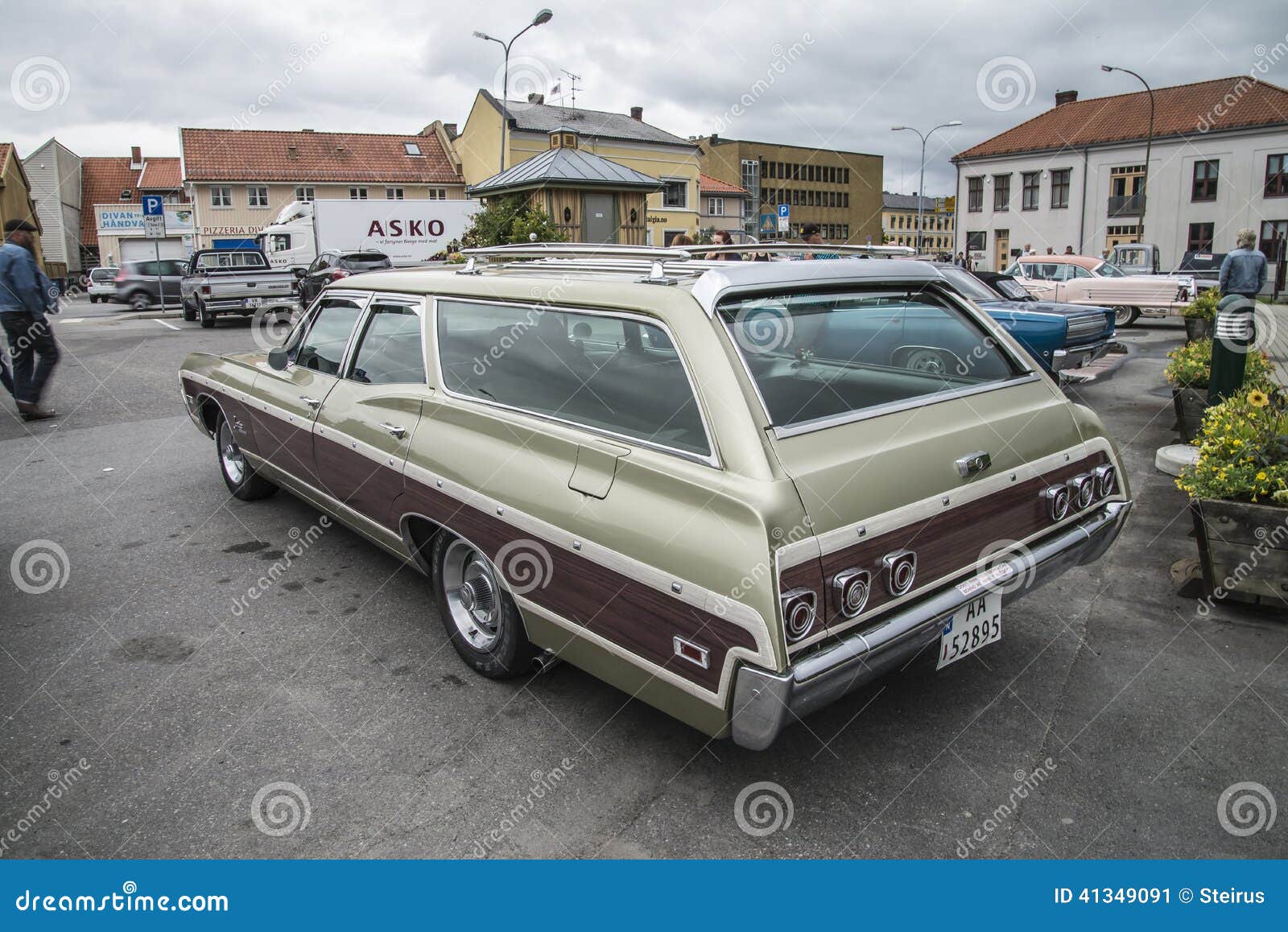 1968 chevy station wagon