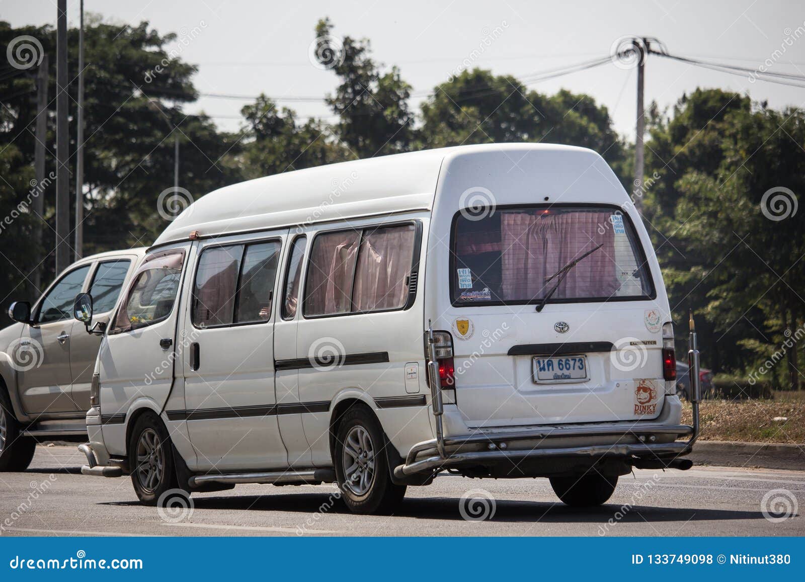 toyota van old model