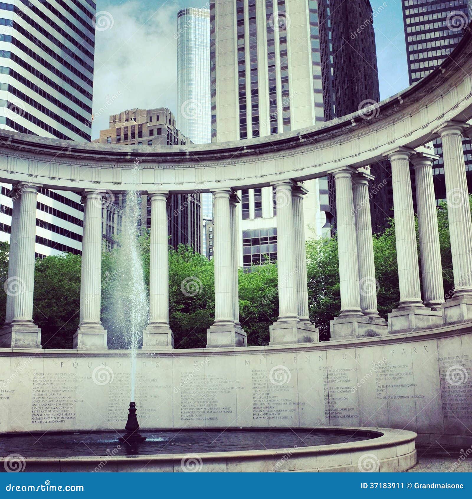 Chicago Arch stock image. Image of windows, office, park 37183911