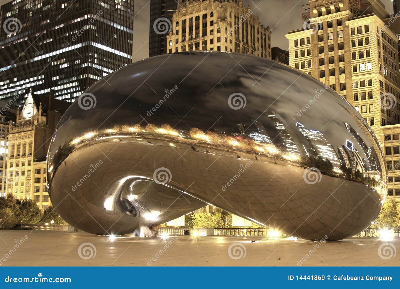 Chicago bean at night editorial stock image. Image of gate 14441869
