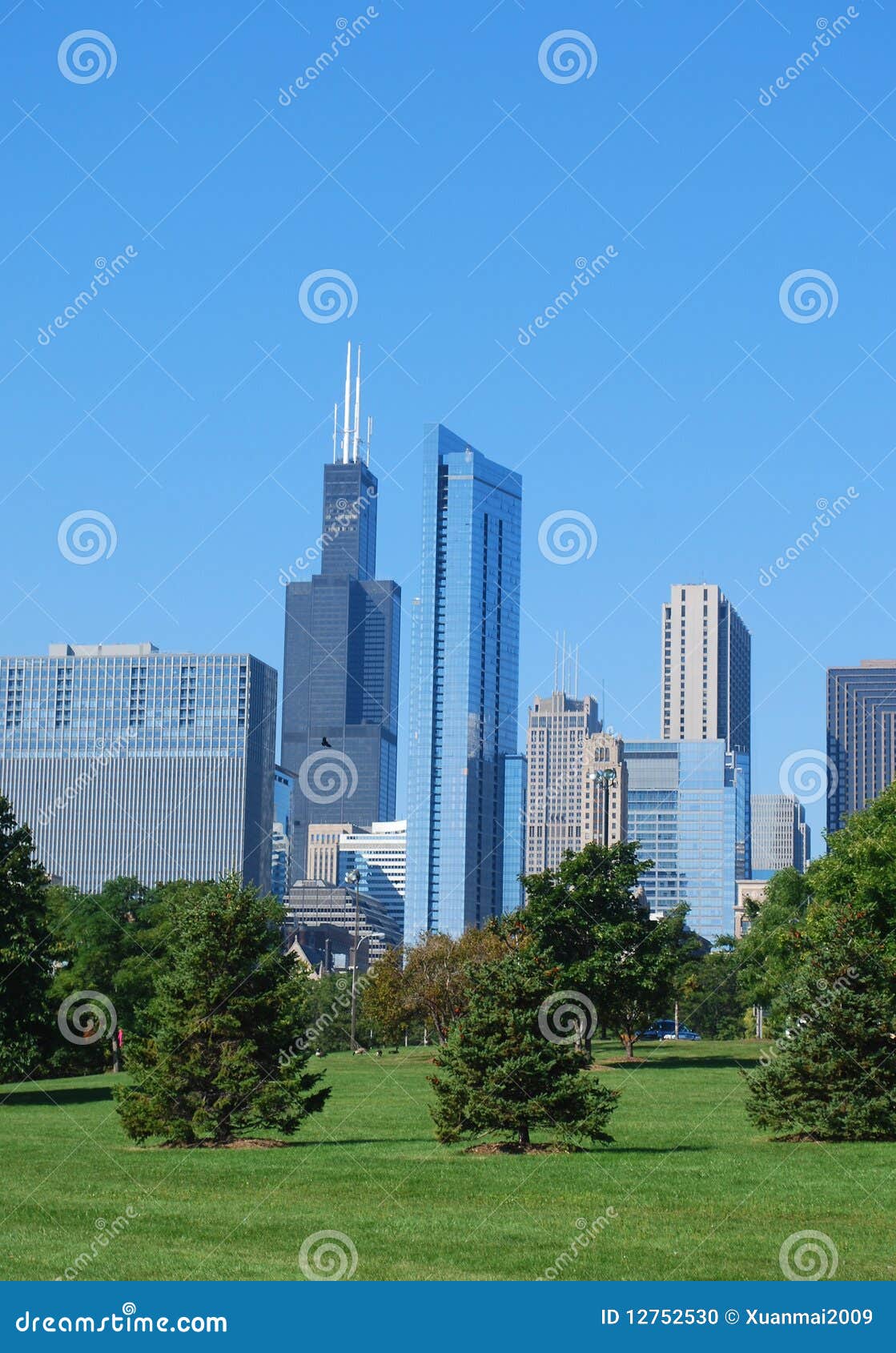 Chicago en verano foto de archivo. Imagen de escena, turismo 12752530