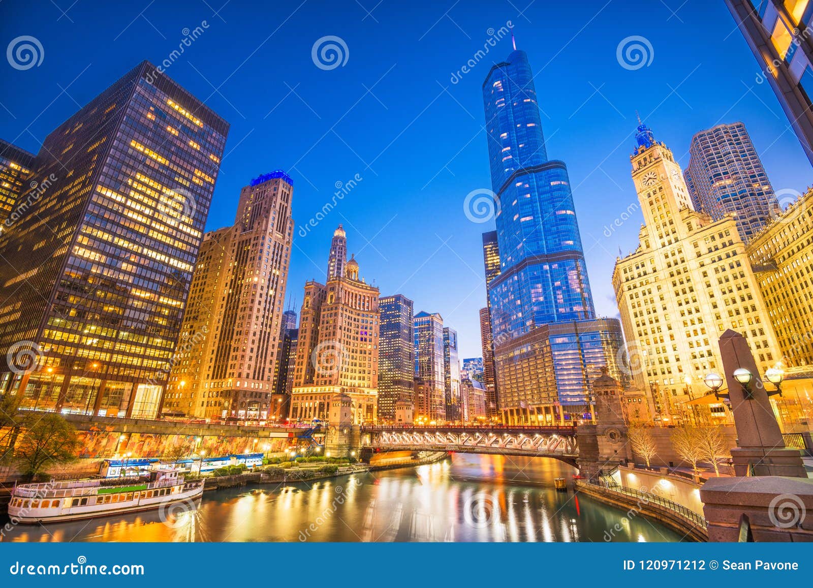 Chicago Illinois USA Downtown Skyline RoyaltyFree Stock Photo