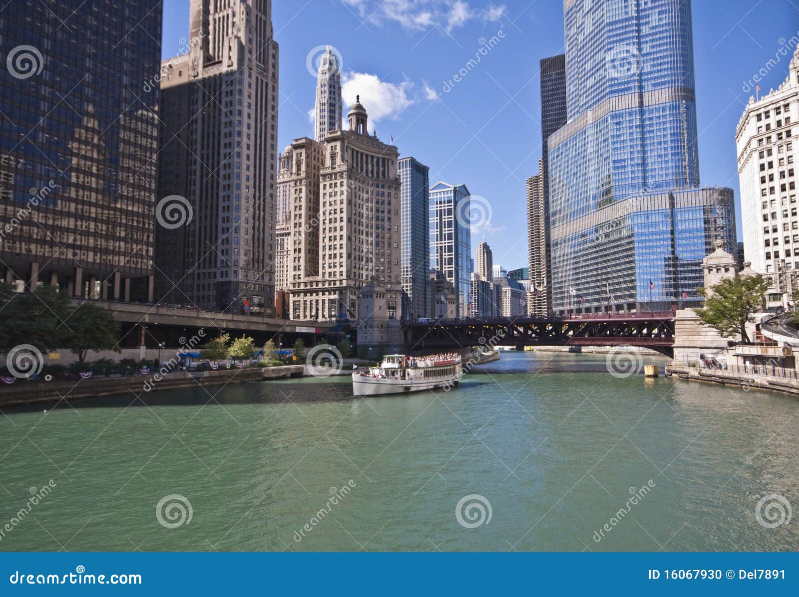 Chicago Riverboat Tour of the City Editorial Image Image of