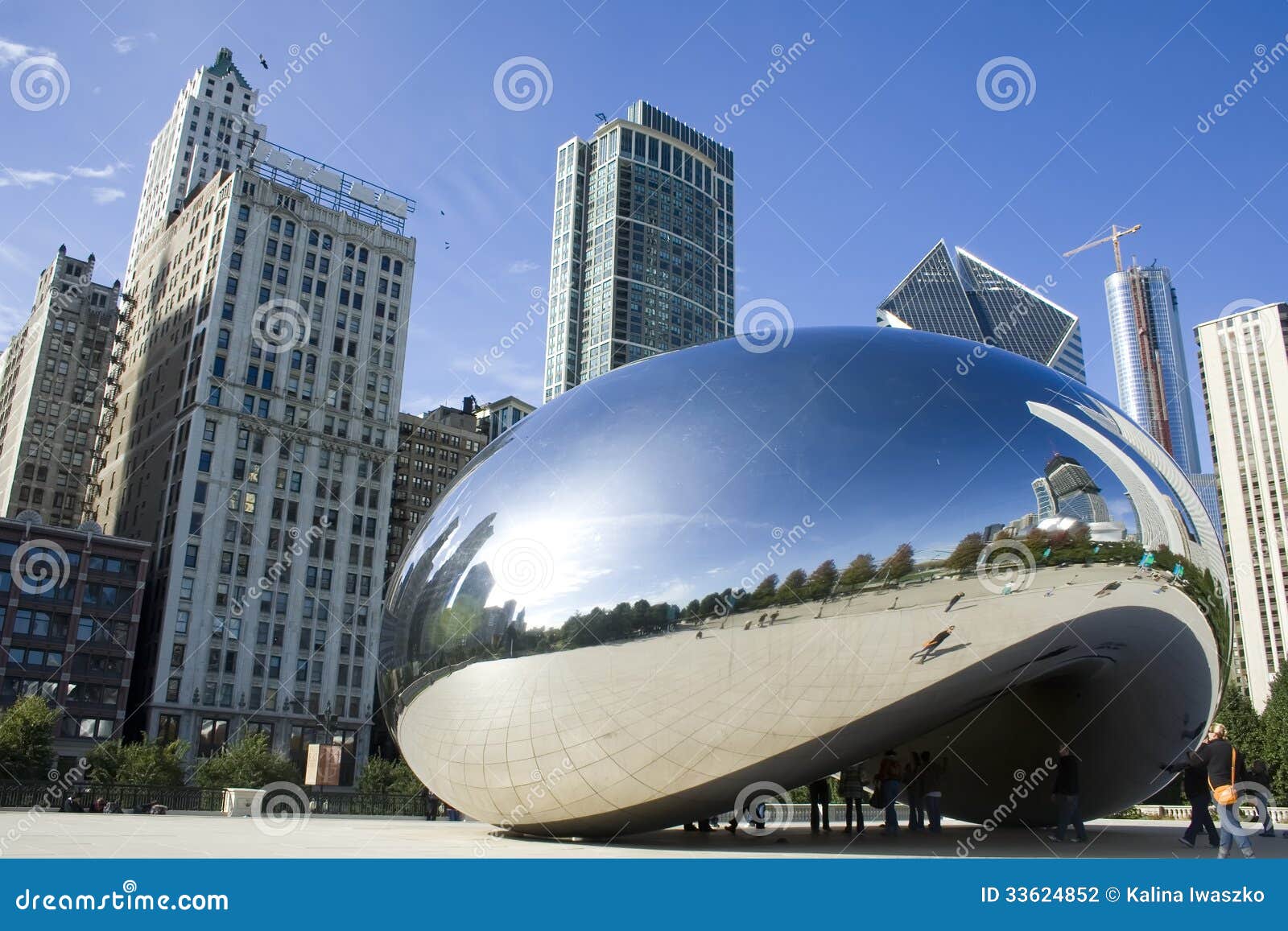Chicago silver bean editorial photography. Image of artist 33624852