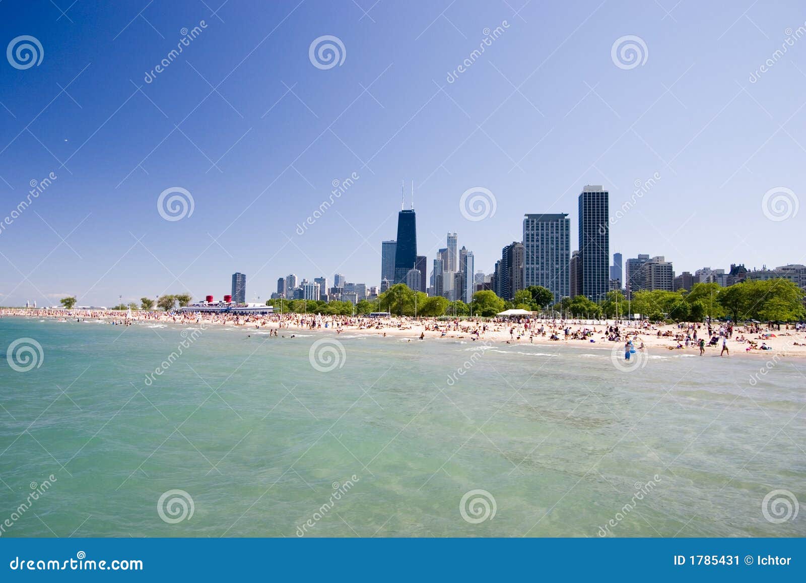 ChicagoStrand stockbild. Bild von stadtzentrum, säurenummer 1785431