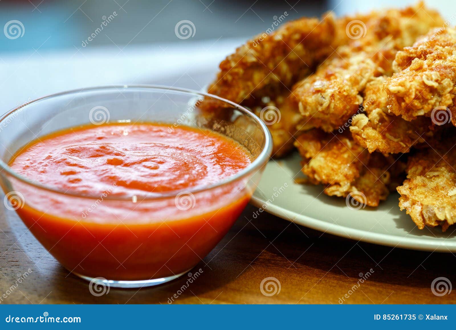 Chicken crisps with sauce stock image. Image of meat 85261735