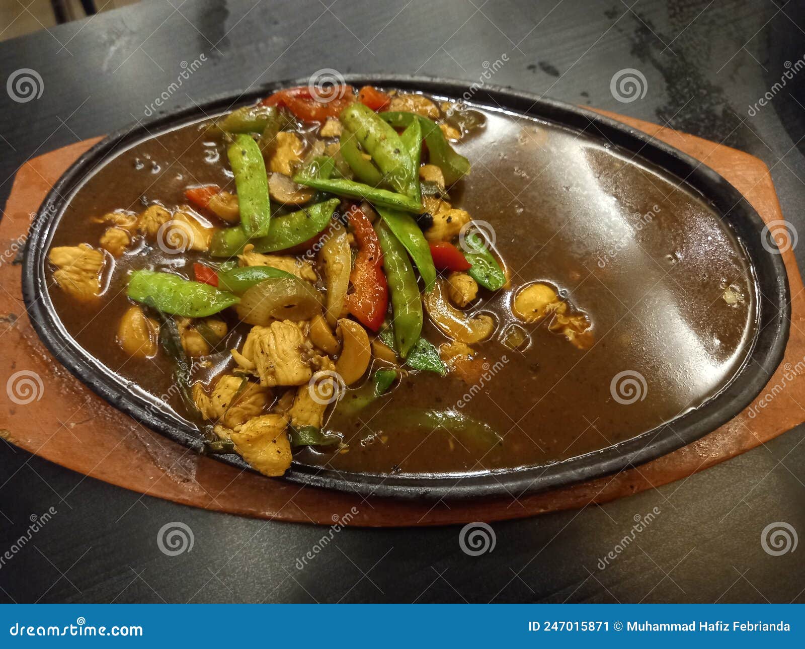 Chicken Hot Plate with Curry Sauce Stock Image Image of dinner, meal