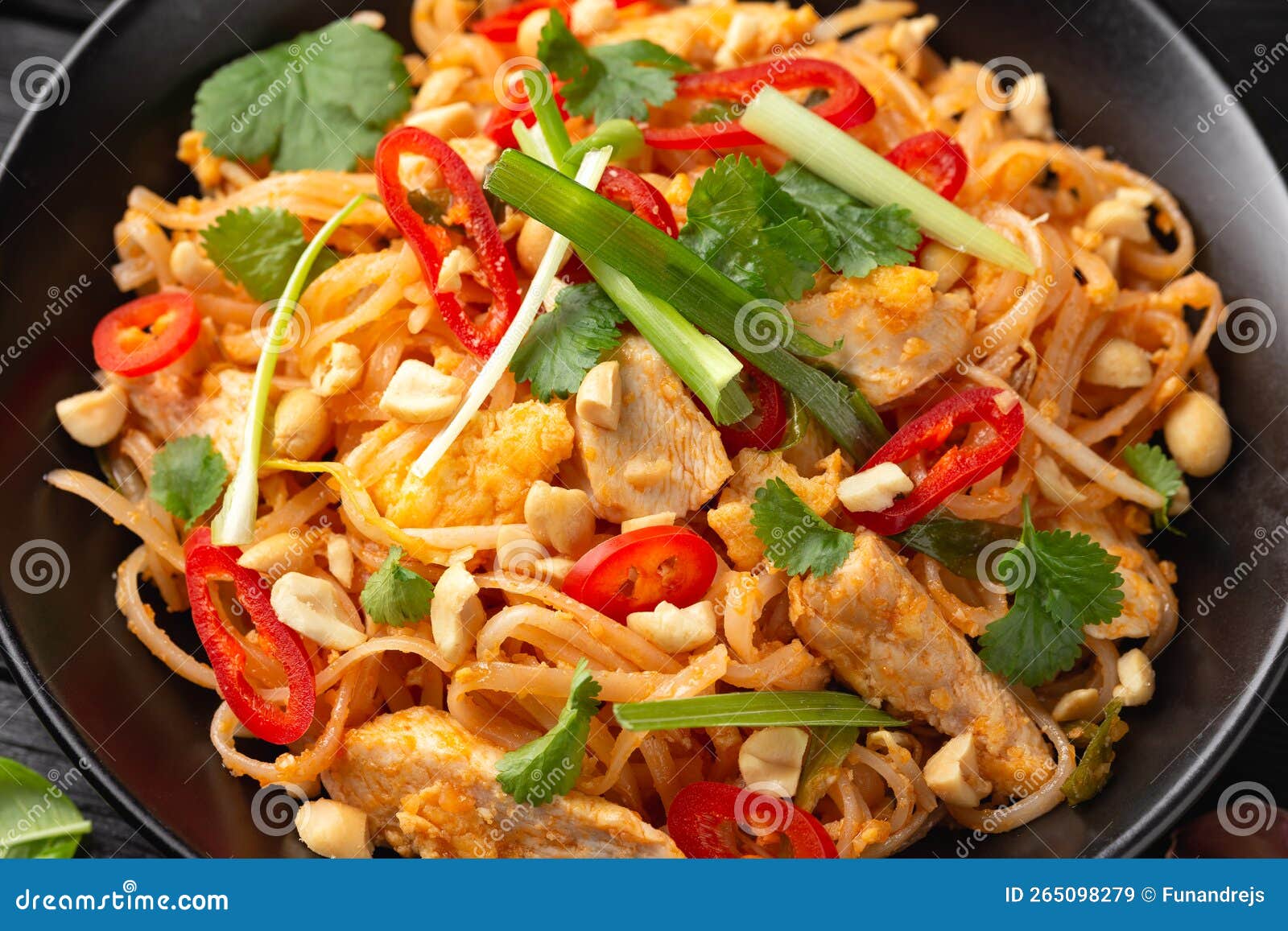 Chicken Pad Thai with Eggs, Bean Sprouts, Peanuts and Spring Onion Stock Image Image of meat