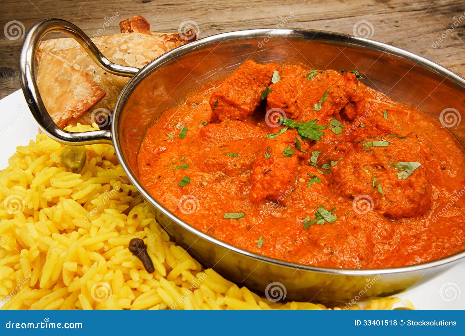 Indian Chicken Curry in Balti Dish Stock Image - Image of cilantro, spicy:  43242171