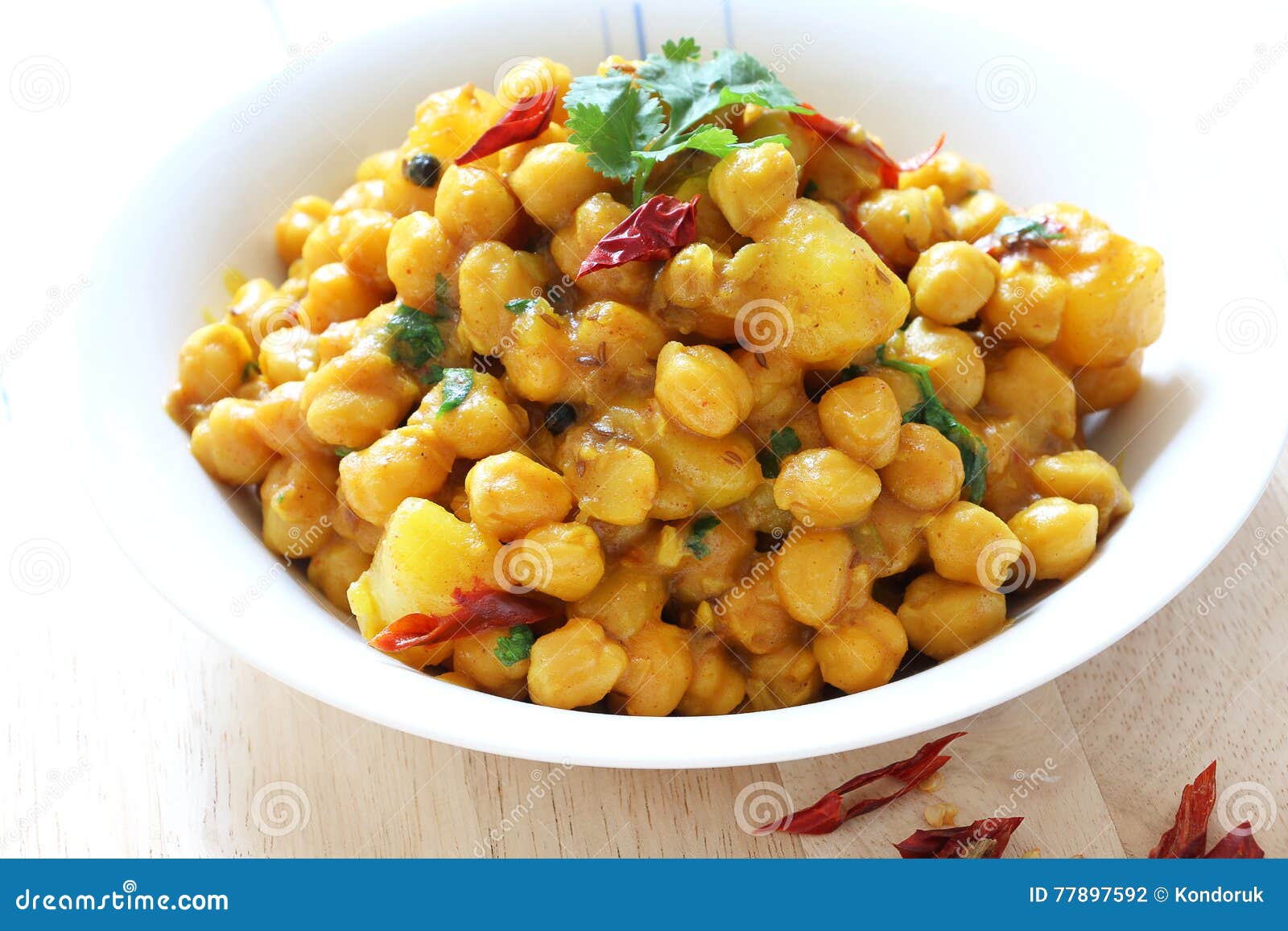 Chickpeas Curry with Potato Stock Photo - Image of vegetable, curry