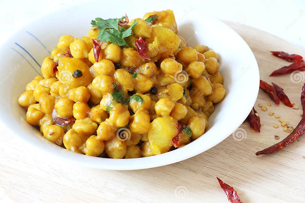 Chickpeas Curry with Potato Stock Photo - Image of nepalese, spicy