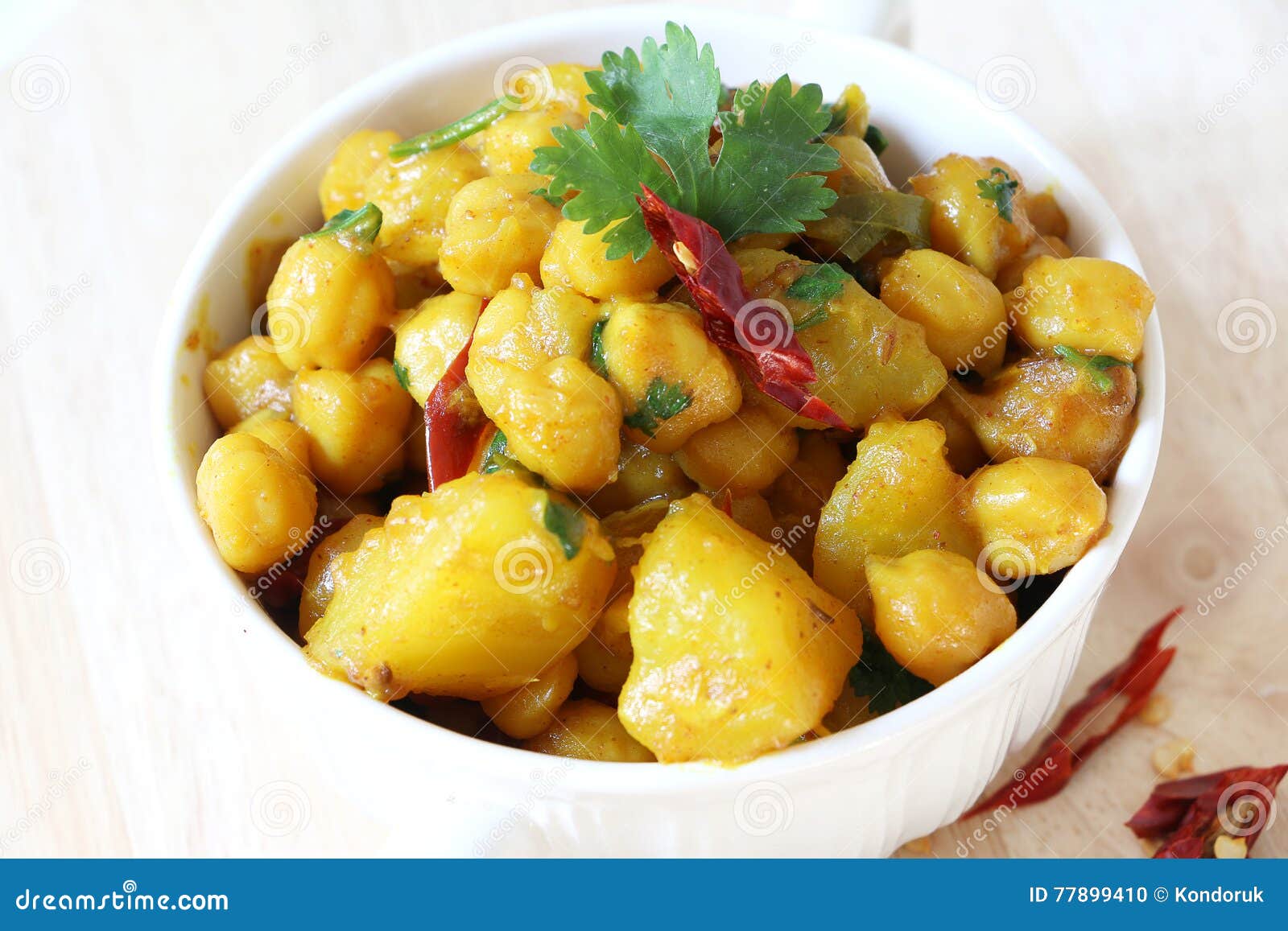 Chickpeas Curry with Potato Stock Photo - Image of dish, spice: 77899410