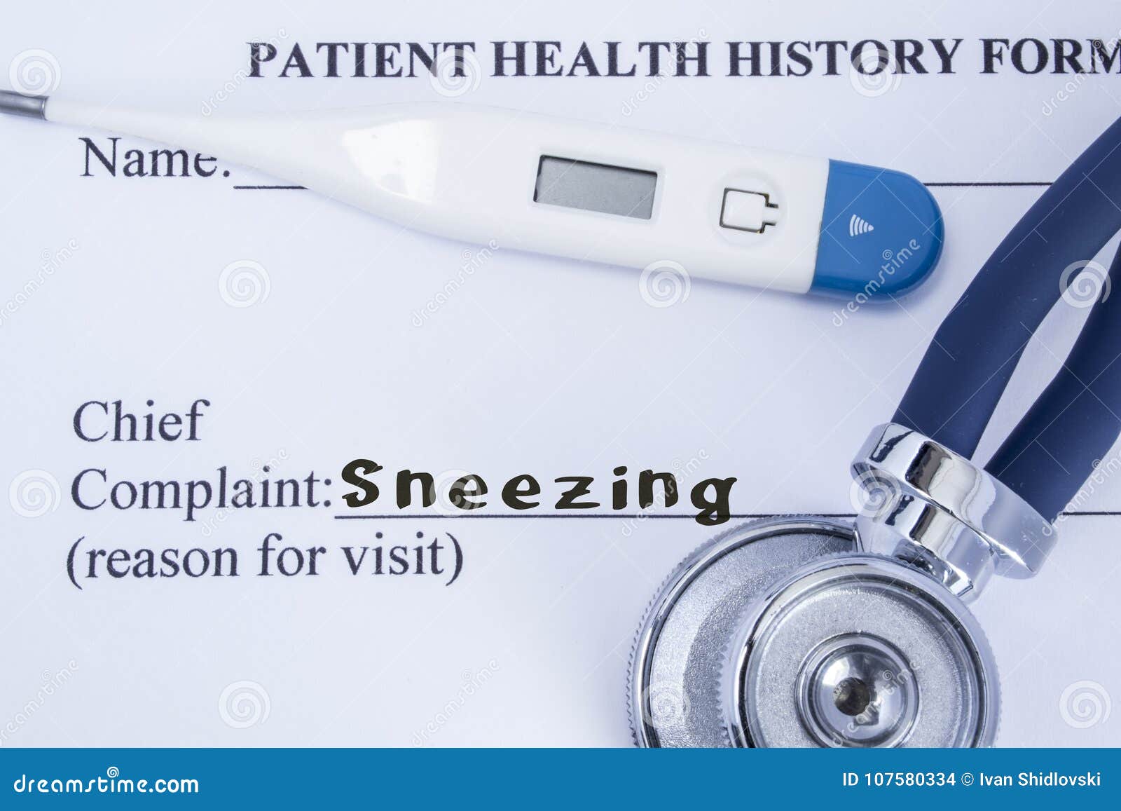 chief complaint sneezing. paper patient health history form, on which is written the complaint sneezing as the main reason for vis